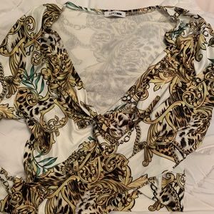 Fashion nova twist front crop top